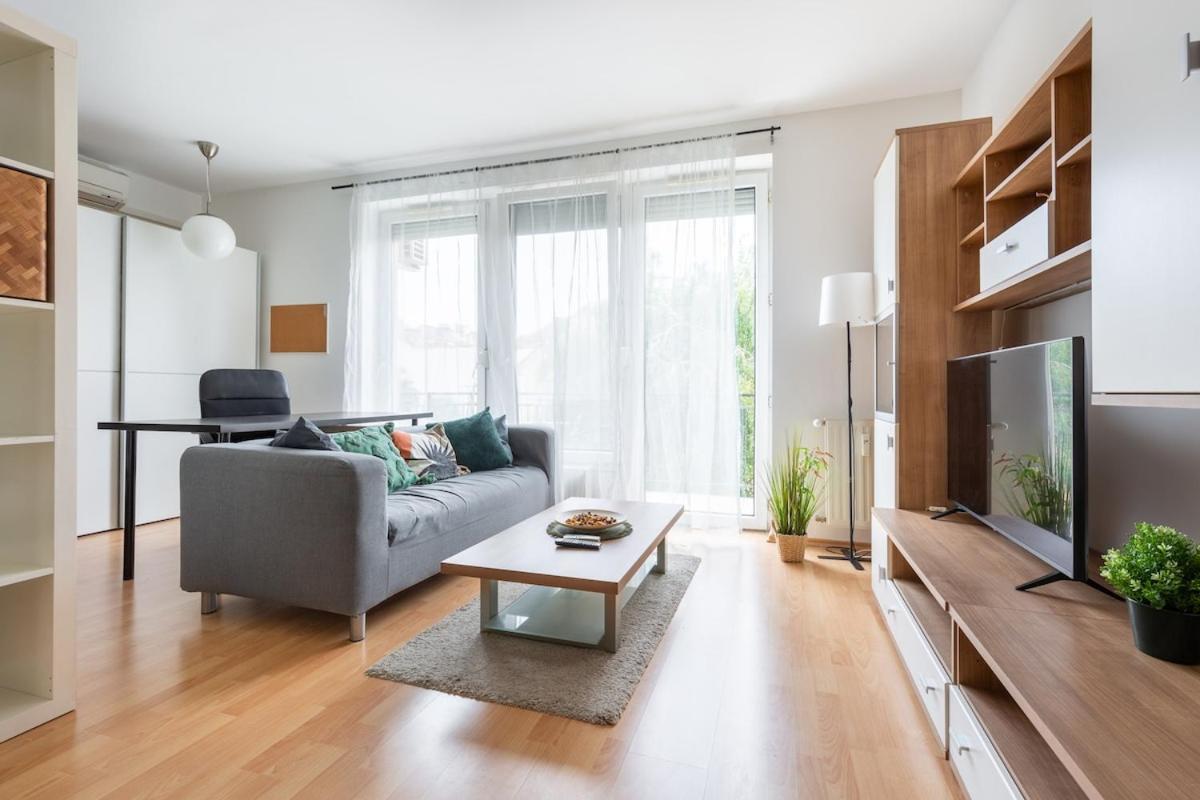 Er14 Erkel Utca 14 A - Lovely With Terrace * Budapest