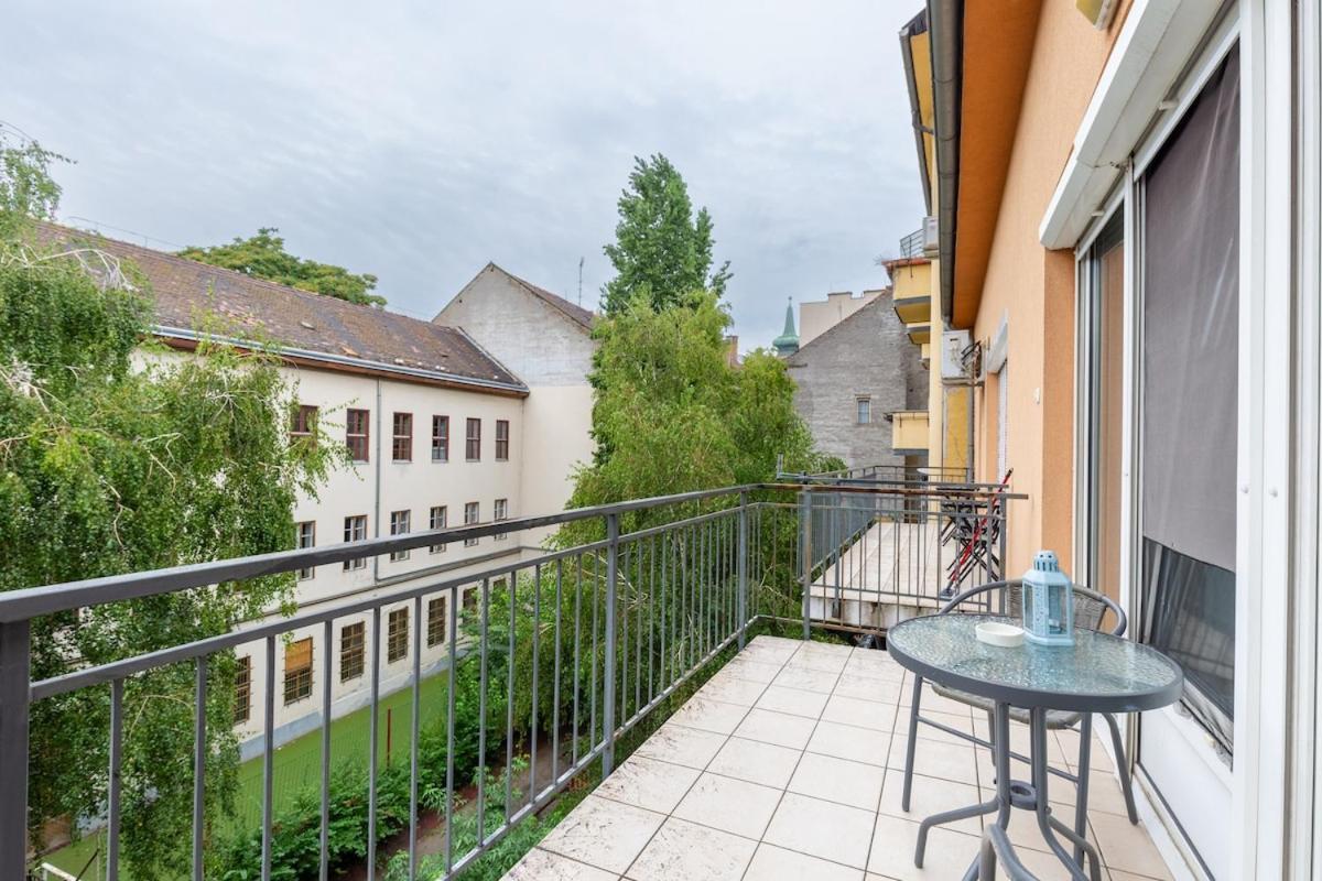 Apartment Er14 Erkel Utca 14 A - Lovely With Terrace *